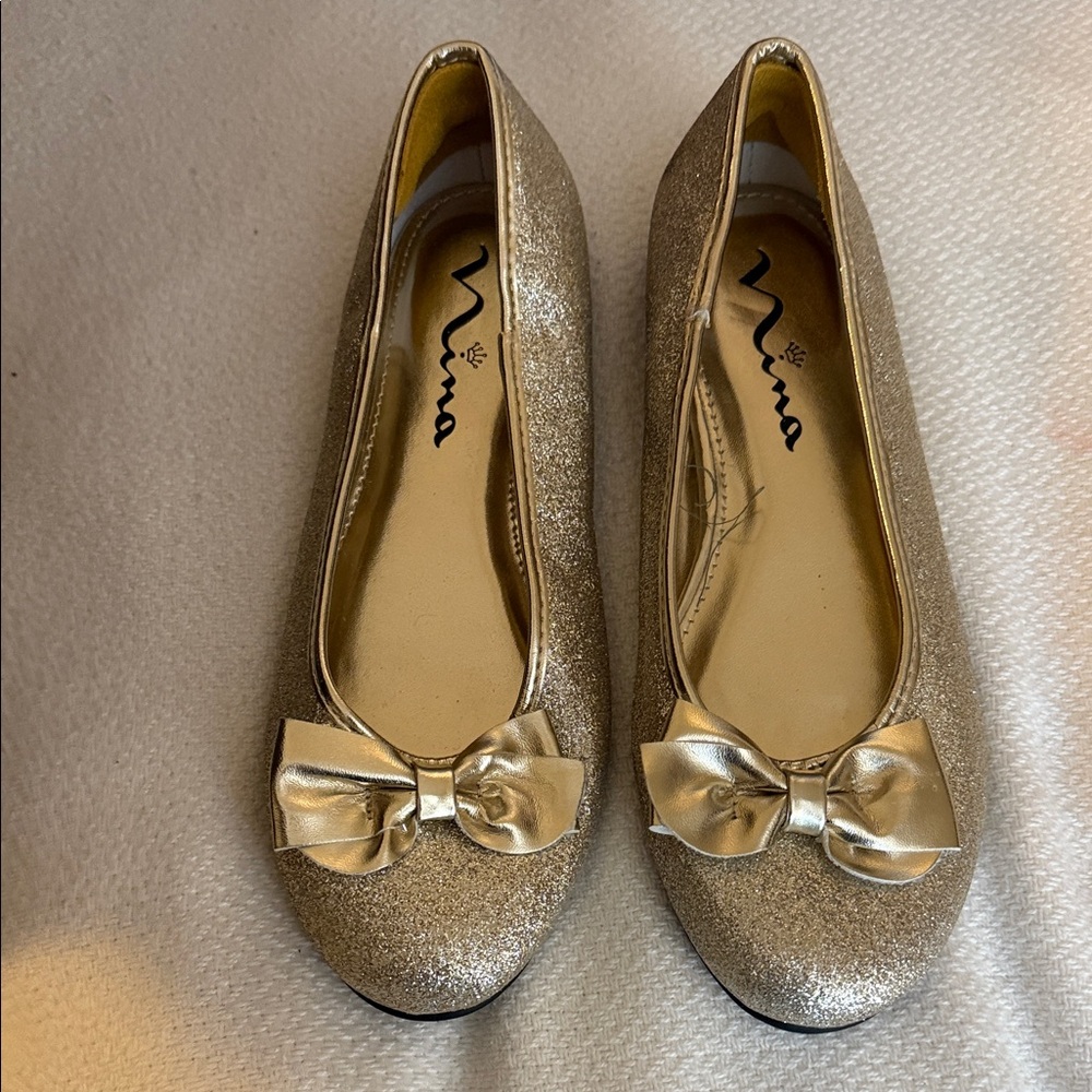 Nina Girl’s Gold Glitter Flats with Bow Size 4